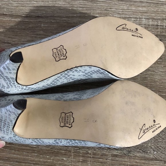 Caressa Womens 8M White/Black snake Design High Heel Pumps - Picture 6 of 8